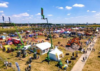 Targi eRobocze Show na Lotnisku Krzywa