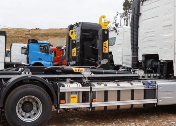 JOST przejmuje firmę HYVA