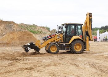 Koparko-ładowarki CAT odpowiednie dla każdego użytkownika