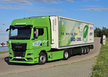 Best of both worlds: ciężarówki MAN eTruck i D30 PowerLion