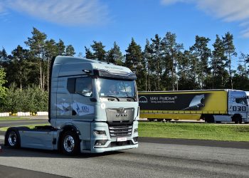 MAN D30 PowerLion i eTrucki: dwa sposoby na sprostanie przepisom emisyjnym